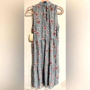 Live to be spoiled, Floral dress, Size L, NWT